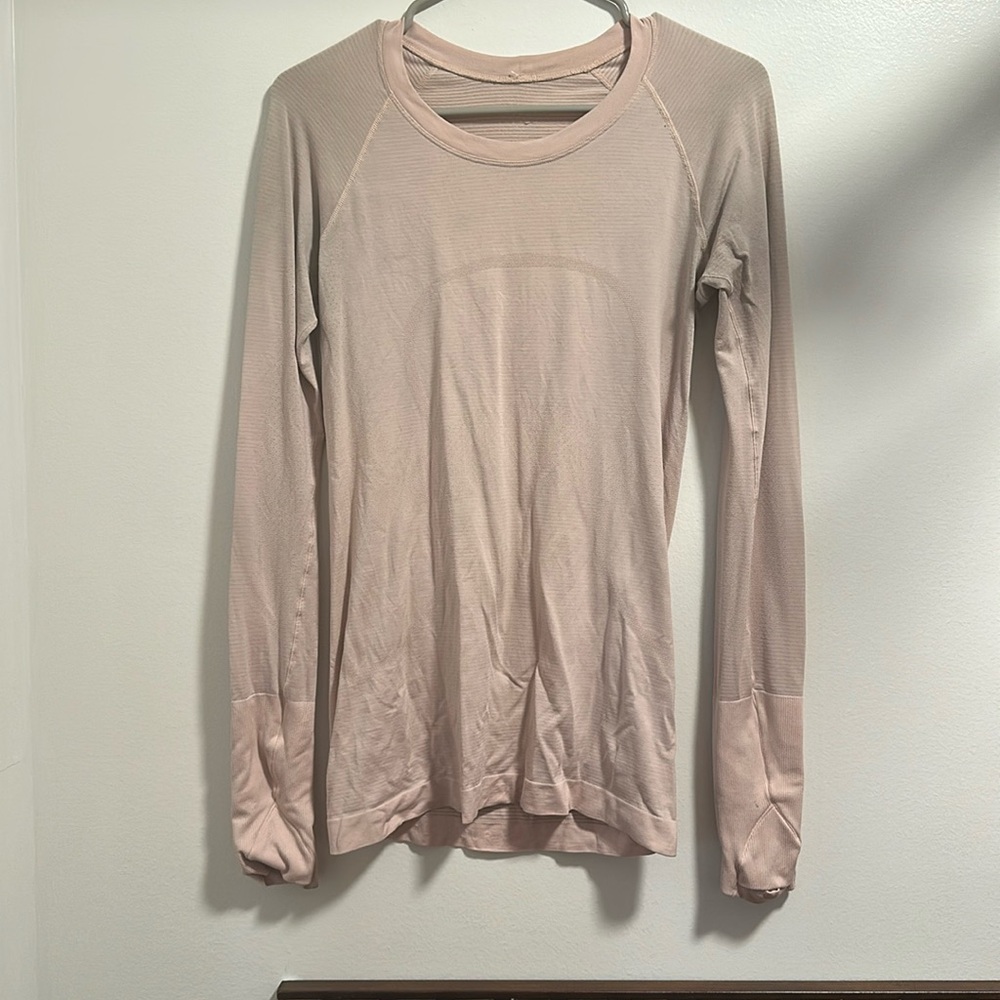 Swiftly Tech Long-Sleeve- Hip Length